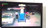 Lustiges Video : Ein schlechter Tag für diese Tankstelle