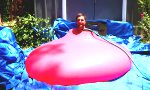 Lustiges Video : Wasserblasenkostüm für den Sommer