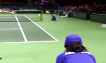 Verstecktes Talent beim Tennismatch