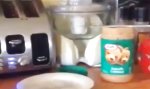 Lustiges Video : Aus dem Toaster auf den Teller