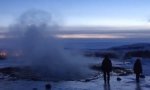 Lustiges Video : Eiskalter Geysir