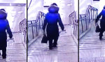 Movie : Schnell die Treppe runter                 