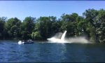 Feuer löschen mit dem Flyboard