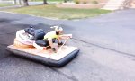 Movie : Vater baut Hovercraft für seinen Sohn