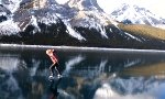 Lustiges Video - Schlittschuhlaufen im Himmel