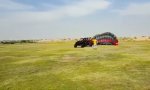 Funny Video : Heute fliege ich mit dem Auto