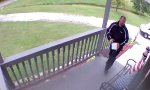 Funny Video : Patriotischer Paketbote