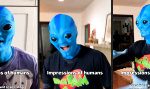 Alien-Duo beim Menschheits-Roast