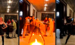 Feuer und Flamme von oben bis unten