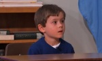 Lustiges Video : 5 jähriger weiß bescheid